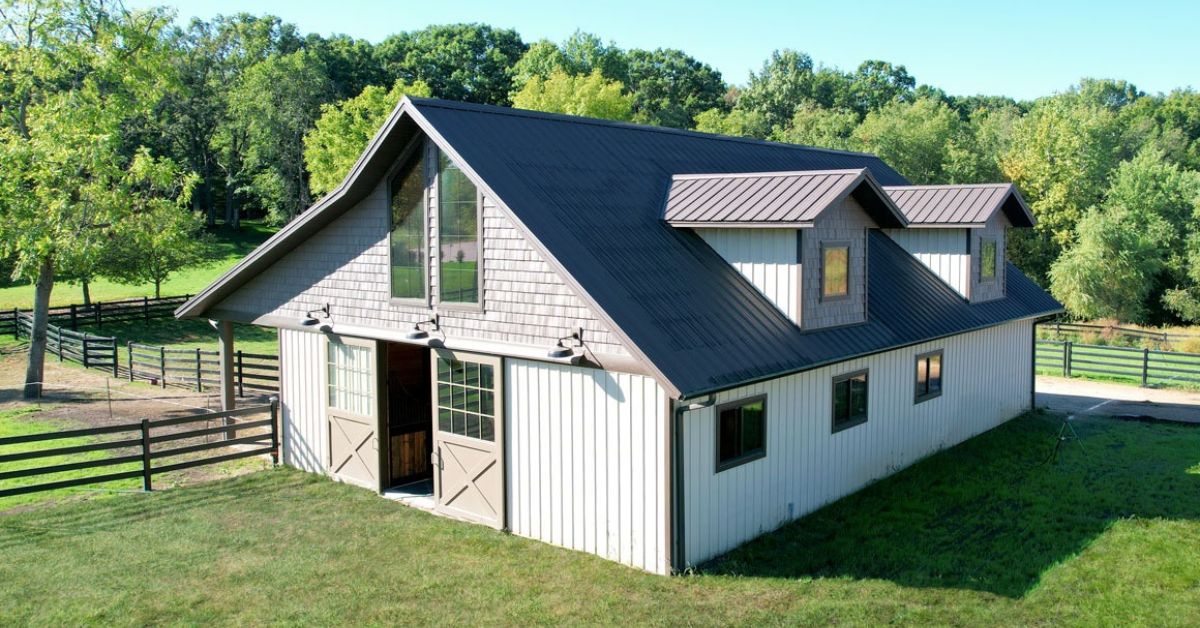 LesterBuildingSystemsLLC-422855-Horse-Barns-Consider-blogbanner1-(1).jpg Different Types of Horse Barns To Consider for Your Property